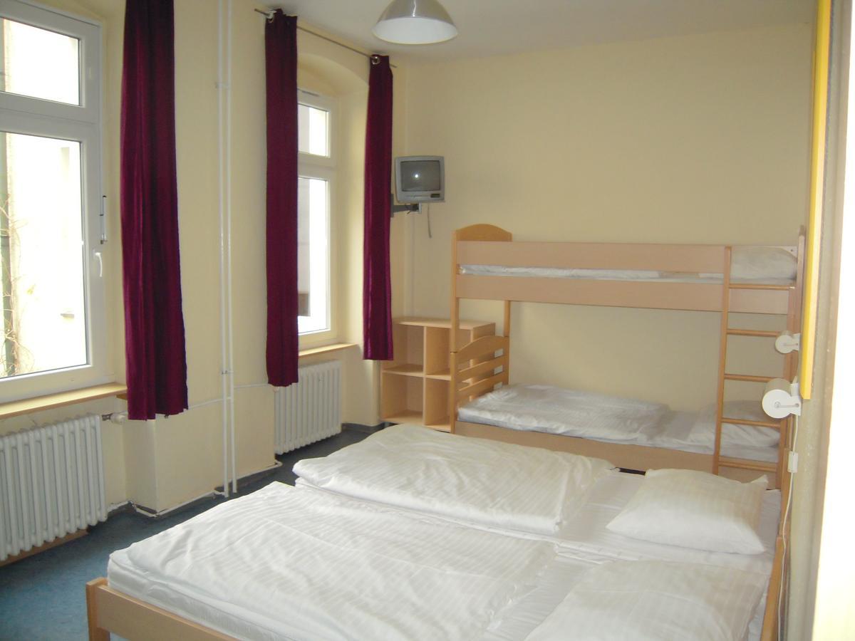 Happy Go Lucky Hotel + Hostel Schoneberg Berlin Zewnętrze zdjęcie
