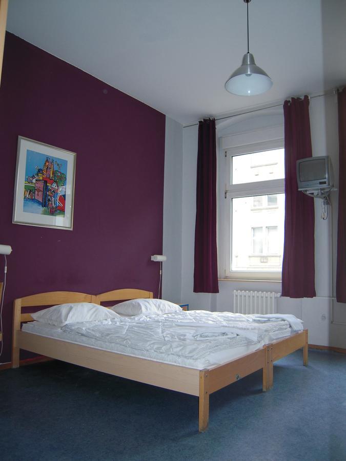 Happy Go Lucky Hotel + Hostel Schoneberg Berlin Zewnętrze zdjęcie