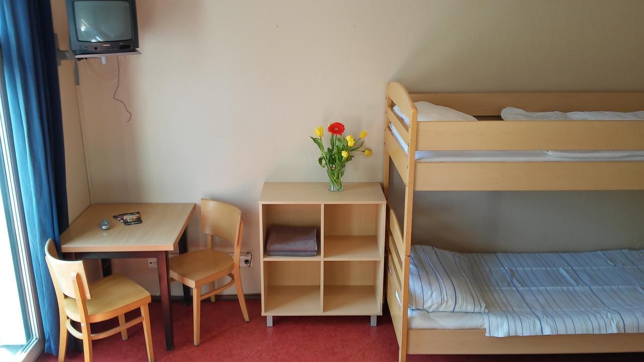 Happy Go Lucky Hotel + Hostel Schoneberg Berlin Zewnętrze zdjęcie